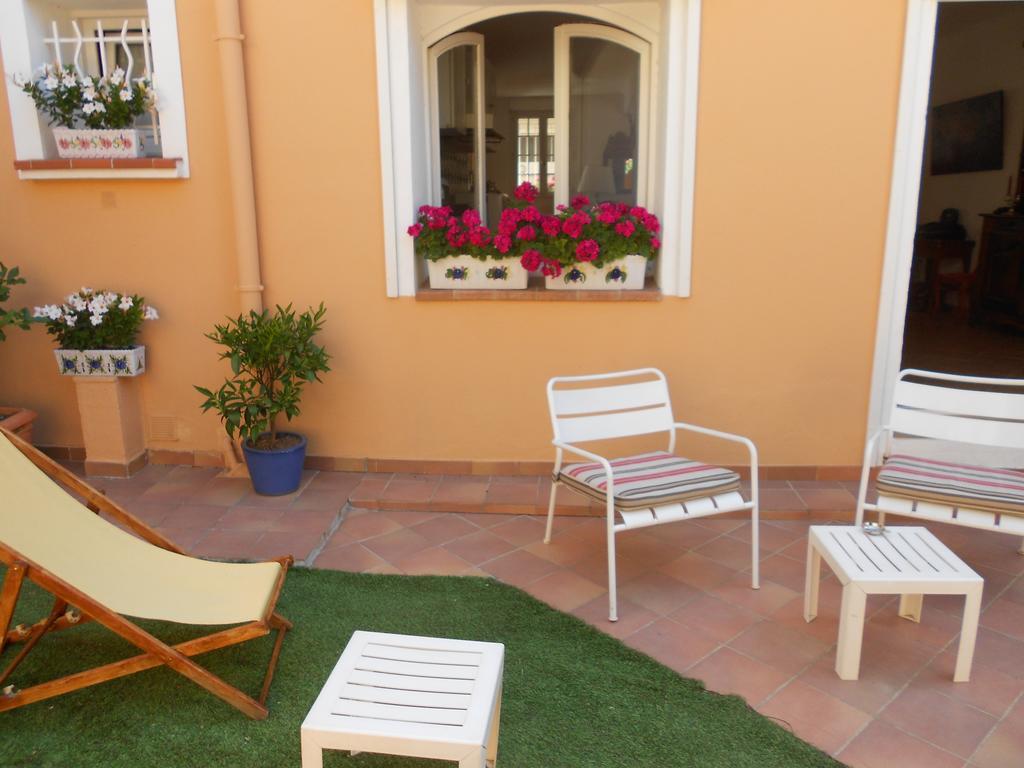Maison De Pecheur Тулон Екстериор снимка